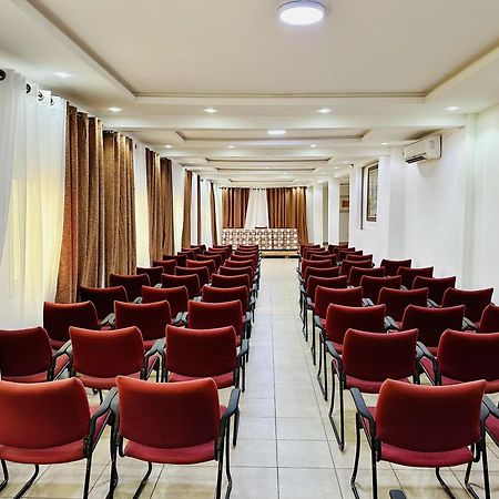 Yaahot Ξενοδοχείο Yaoundé Εξωτερικό φωτογραφία